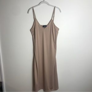 Women’s VICI Slip Dress Tan M